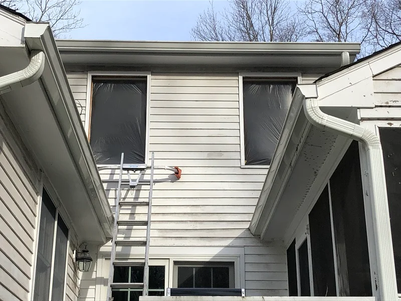 This plastic keeps all the dust from getting inside the home